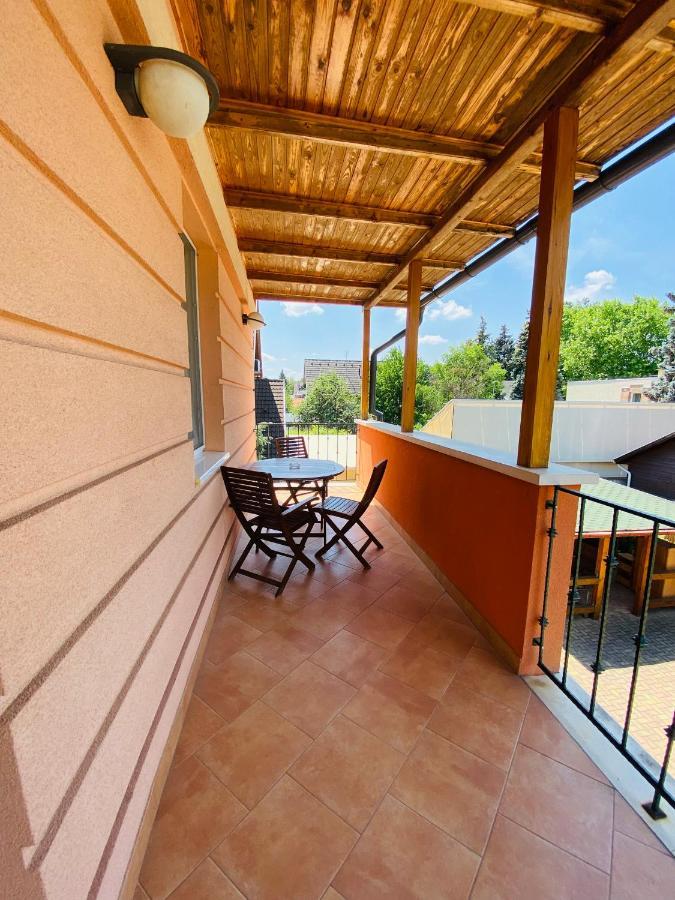 Gabi Lux Apartman Apartment Hajduszoboszlo Bagian luar foto