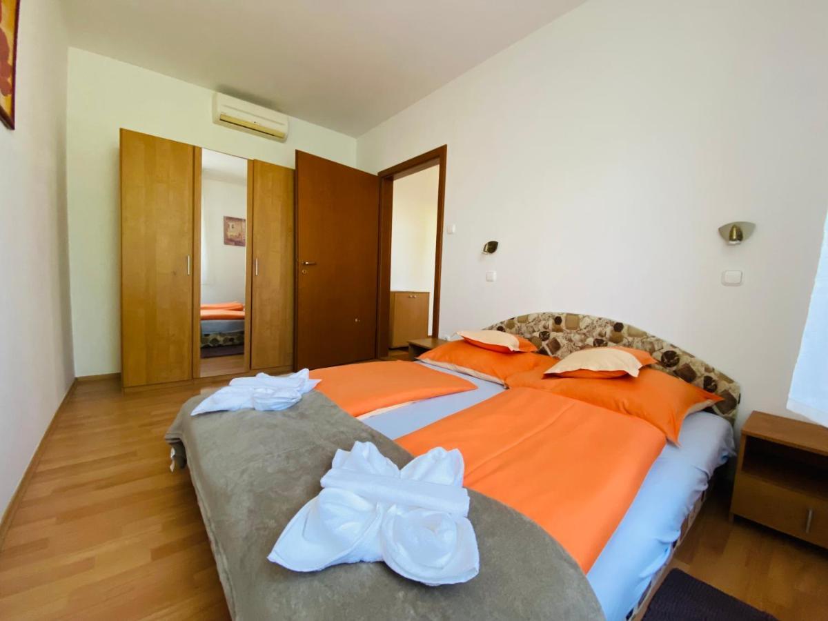 Gabi Lux Apartman Apartment Hajduszoboszlo Bagian luar foto