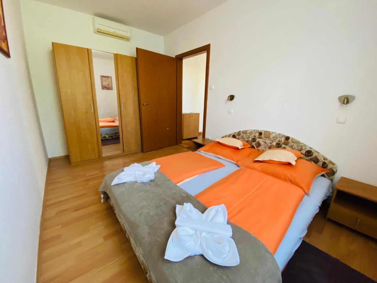 Gabi Lux Apartman Apartment Hajduszoboszlo Bagian luar foto