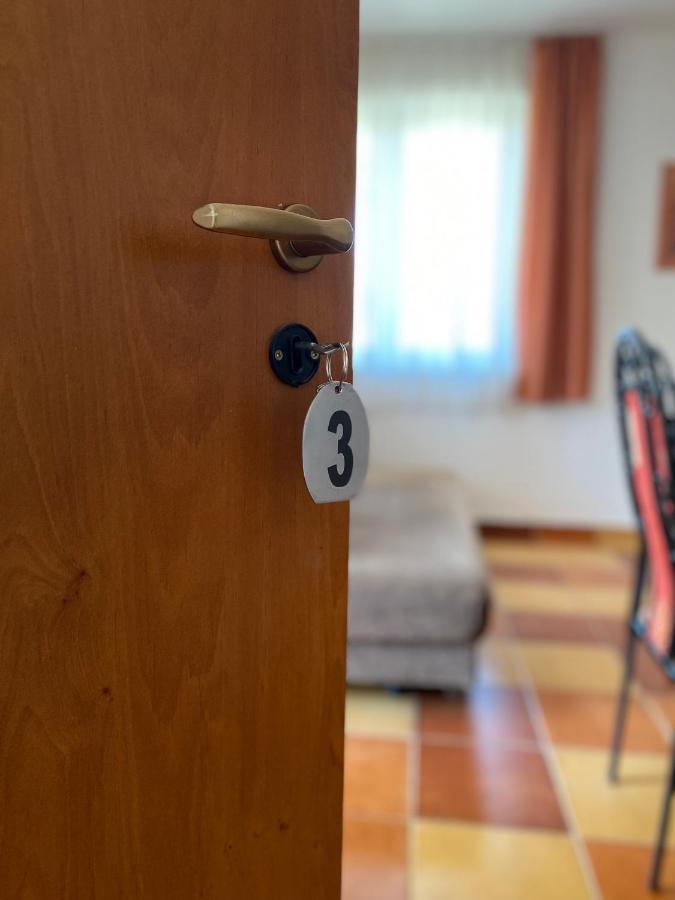 Gabi Lux Apartman Apartment Hajduszoboszlo Bagian luar foto